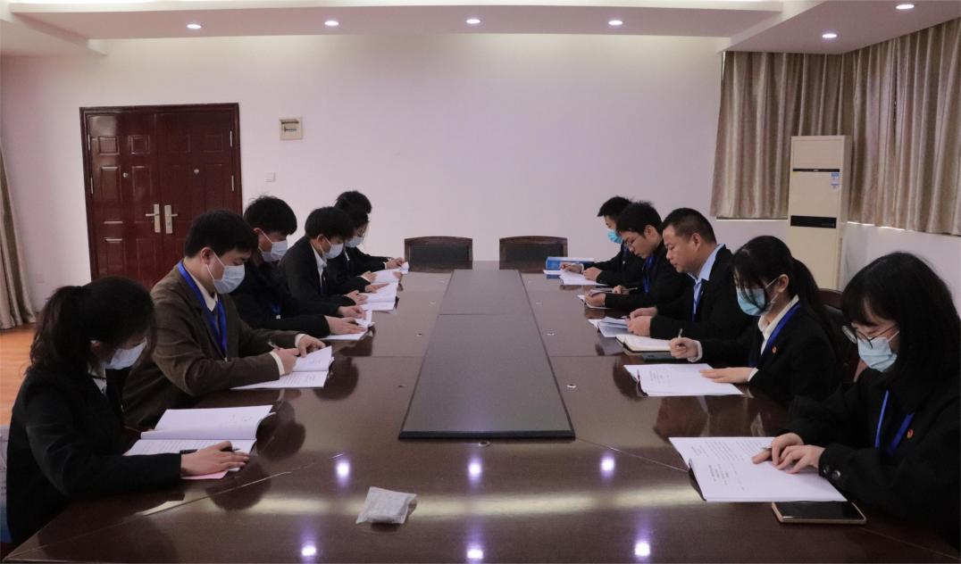 我校第十一次學(xué)生代表大會(huì)隆重召開