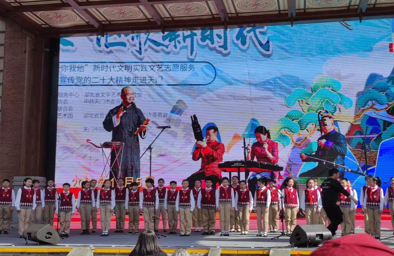 雷鋒月系列活動之文藝演出顯形象 弘揚(yáng)雷鋒美三月