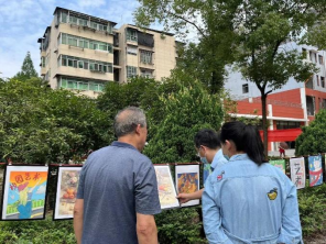 校園藝術(shù)設(shè)計展——展學(xué)子激揚風(fēng)采