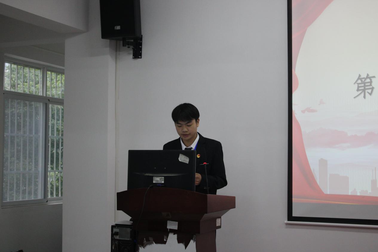 同心聚力學(xué)代會(huì) 逐夢(mèng)青春向未來  ——我校第十二次學(xué)生代表大會(huì)勝利召開