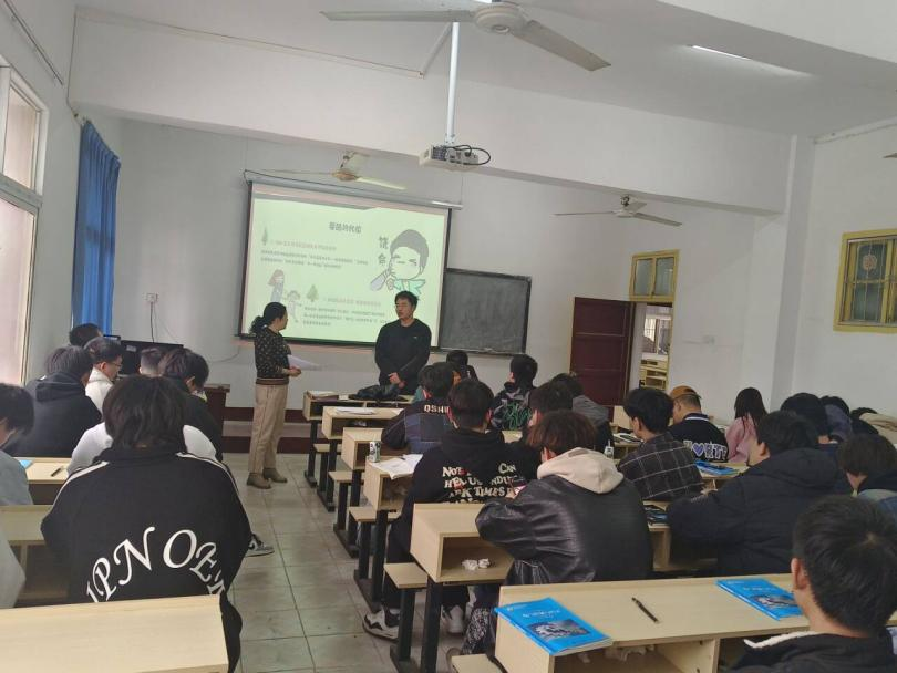 “預(yù)防校園暴力、杜絕欺凌事件”主題班會 “預(yù)防校園暴力、杜絕欺凌事件”主題班會