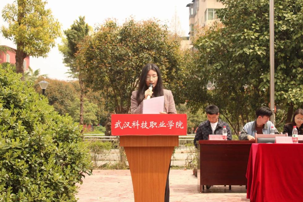 青春“籃”不住，熱血不止步 —武漢科技職業(yè)學(xué)院第十八屆“希望杯”籃球賽閉幕