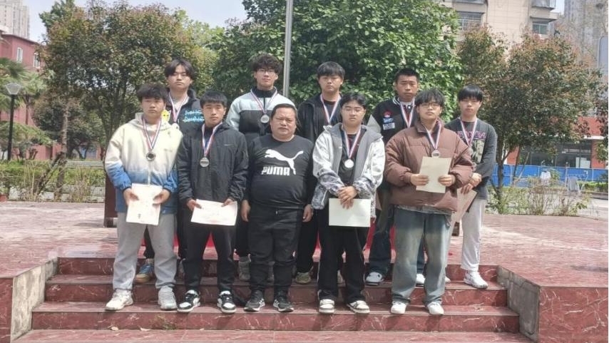 青春“籃”不住，熱血不止步 —武漢科技職業(yè)學(xué)院第十八屆“希望杯”籃球賽閉幕