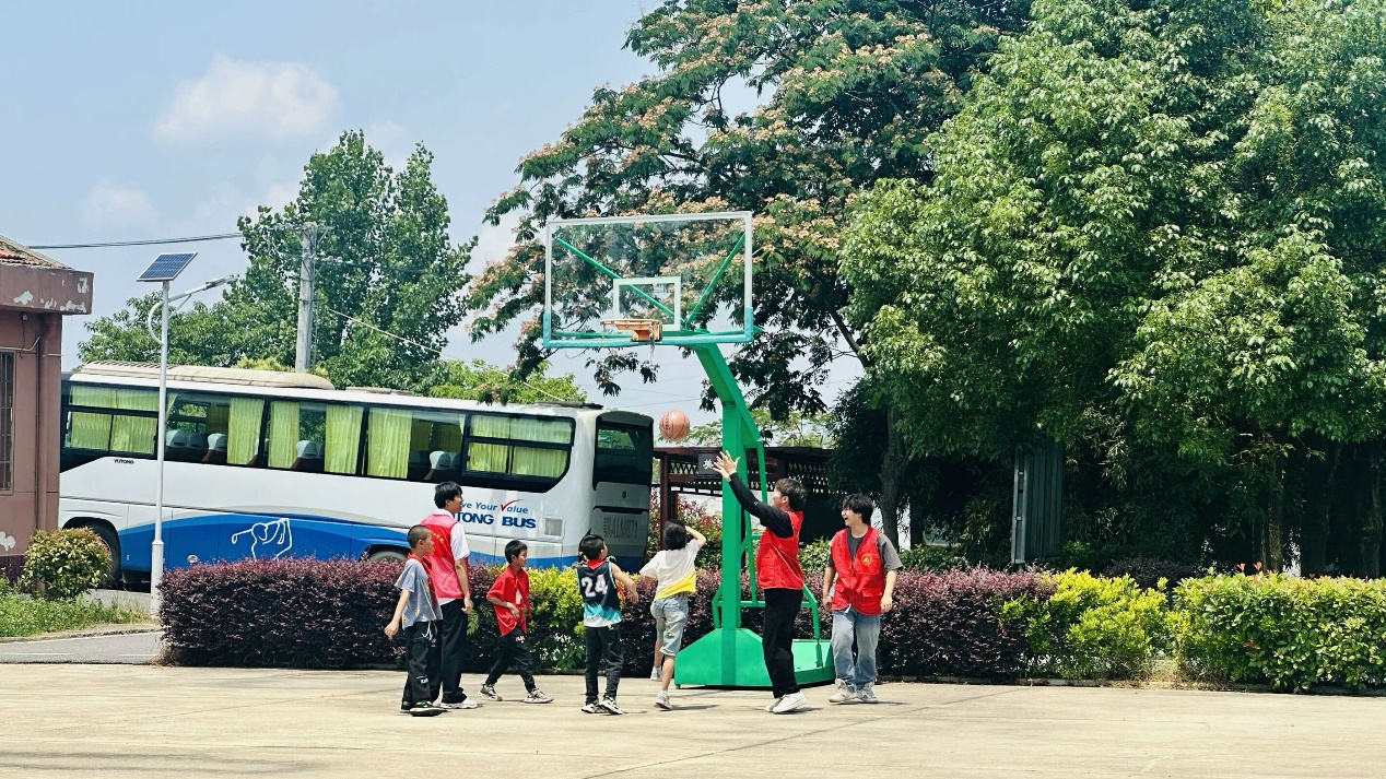 與“夏”相約，攜手成長