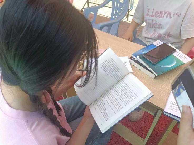 閱讀恒久遠 書香永流傳