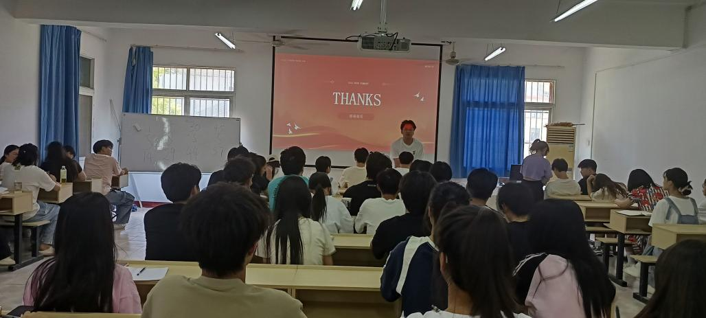 團(tuán)聚青春，以培促干