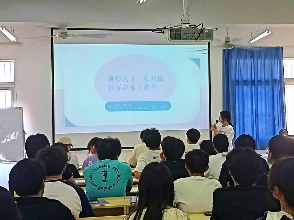 團(tuán)聚青春，以培促干