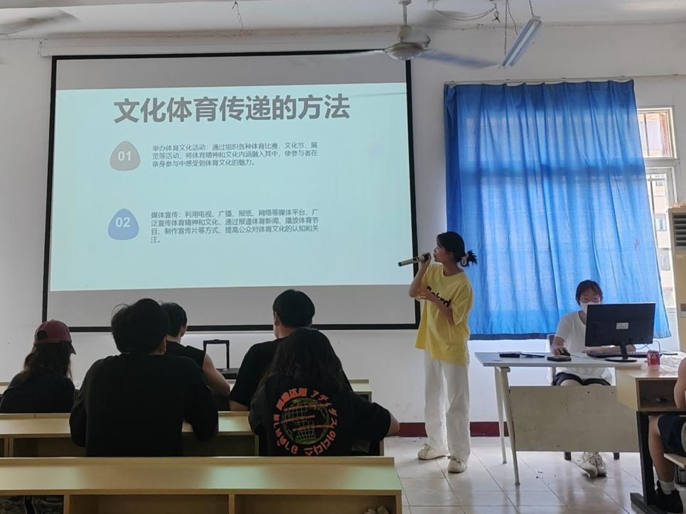 團(tuán)聚青春，以培促干