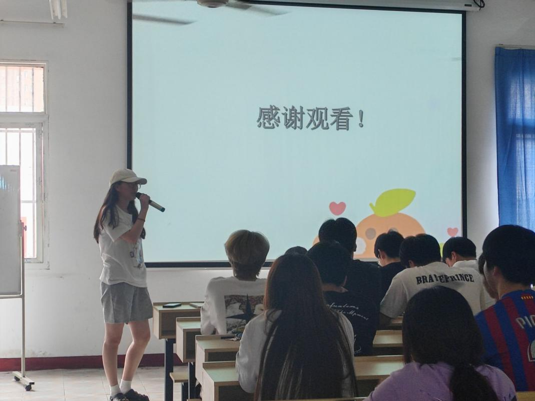 團(tuán)聚青春，以培促干