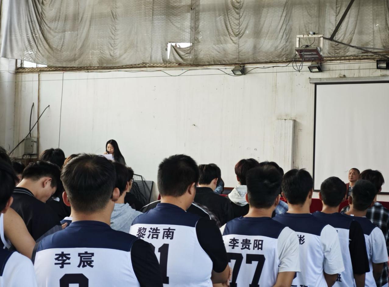 青春熱血，逐夢(mèng)“籃”場(chǎng)  ——武漢科技職業(yè)學(xué)院第十九屆“希望杯”籃球賽開幕