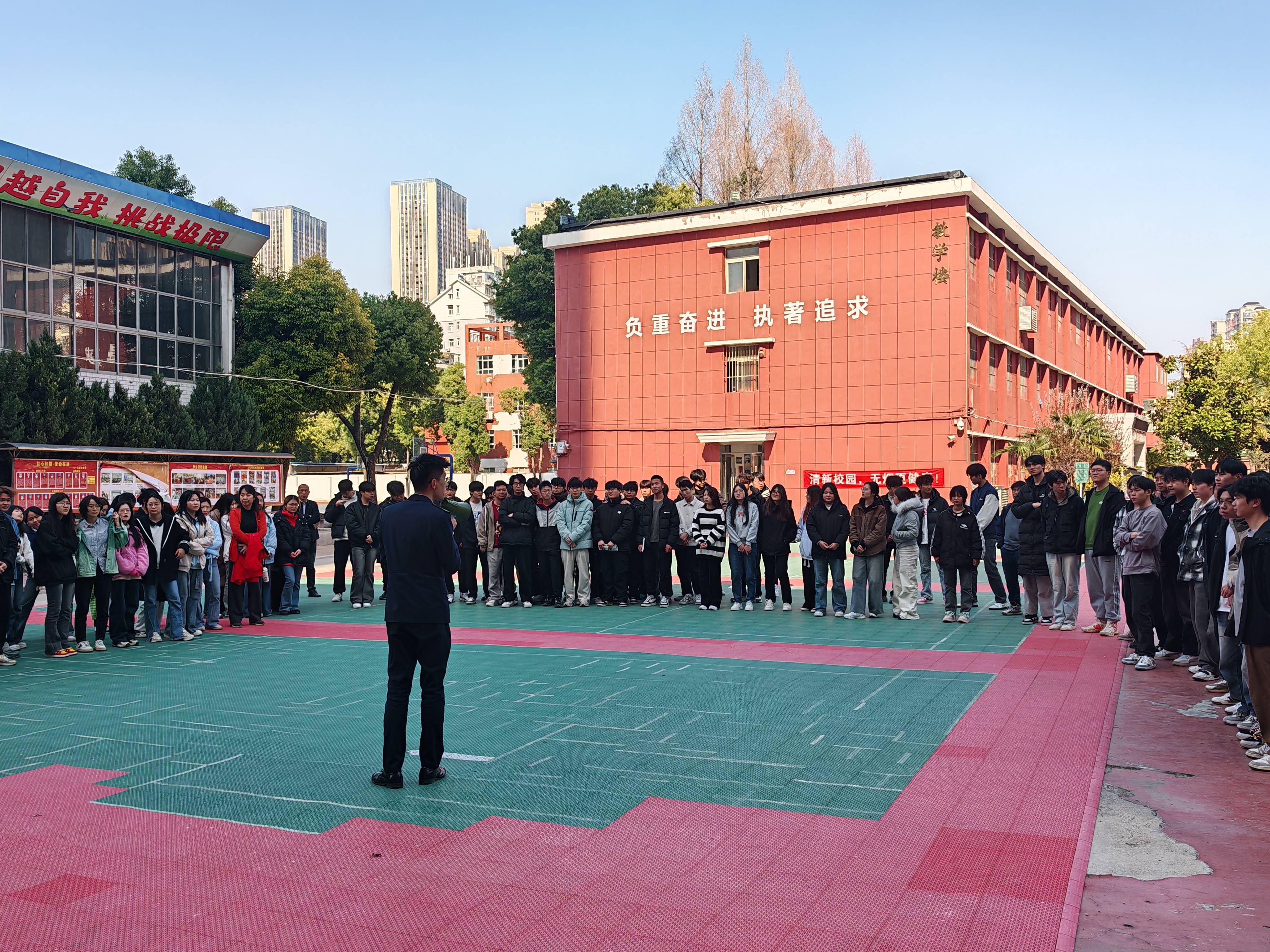 我院開展消防宣傳系列活動，共筑校園“防火墻”