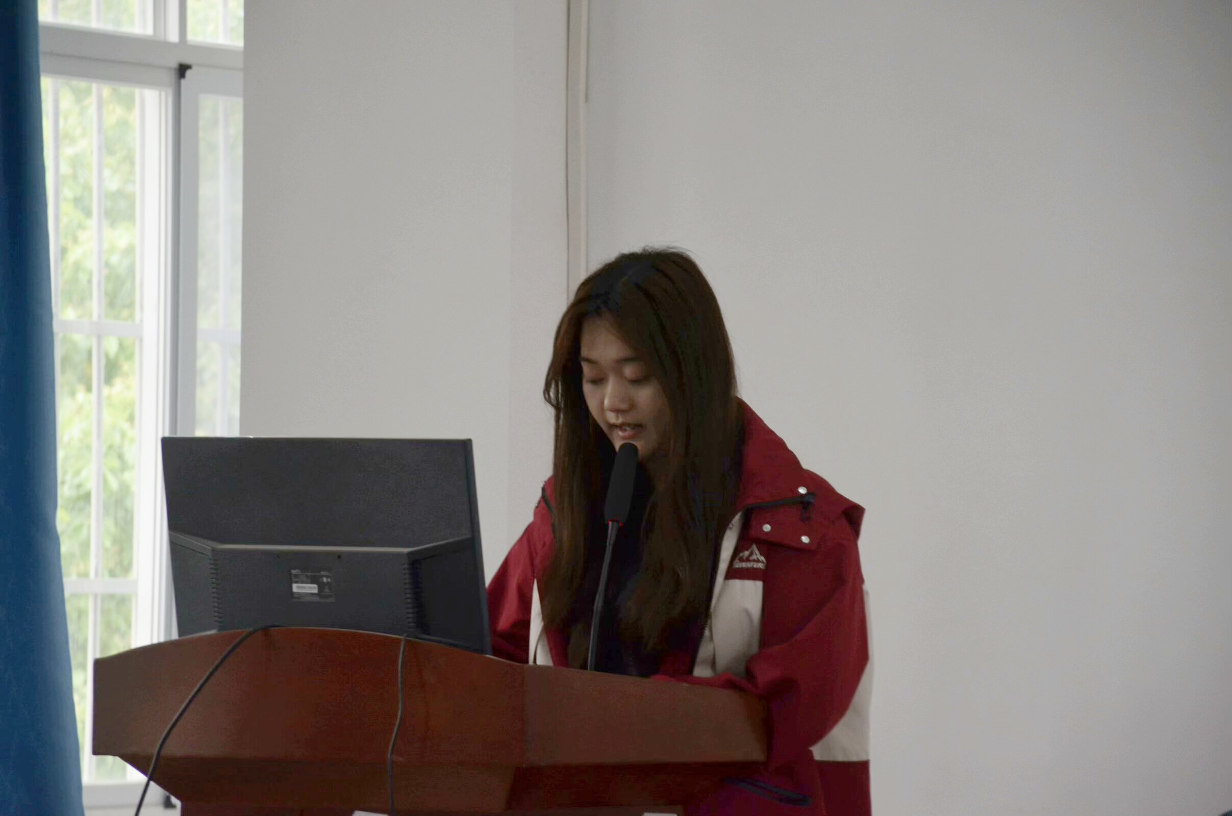 武漢科技職業(yè)學(xué)院第七期團(tuán)課結(jié)業(yè)典禮暨入團(tuán)儀式圓滿舉行 武漢科技職業(yè)學(xué)院第七期團(tuán)課結(jié)業(yè)典禮暨入團(tuán)儀式圓滿舉行