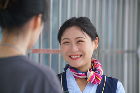 畢業(yè)進(jìn)行時，就業(yè)零距離:  武漢科技職業(yè)學(xué)院畢業(yè)證領(lǐng)取日巧設(shè)就業(yè)直通車