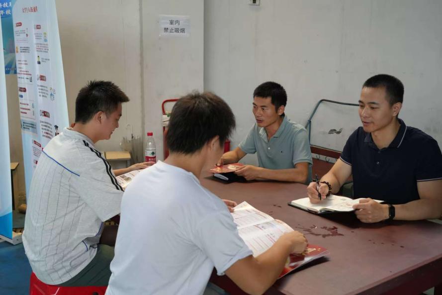 青春啟航 夢想綻放——武漢科技職業(yè)學(xué)院2025屆畢業(yè)季