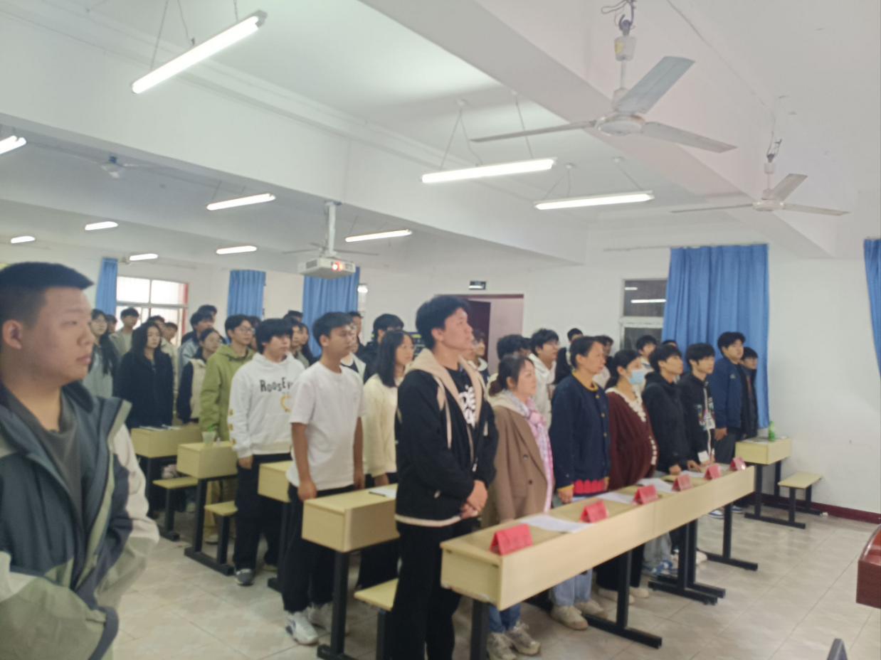 武漢科技職業(yè)學院第八期團課開班儀式順利舉行 武漢科技職業(yè)學院第八期團課開班儀式順利舉行