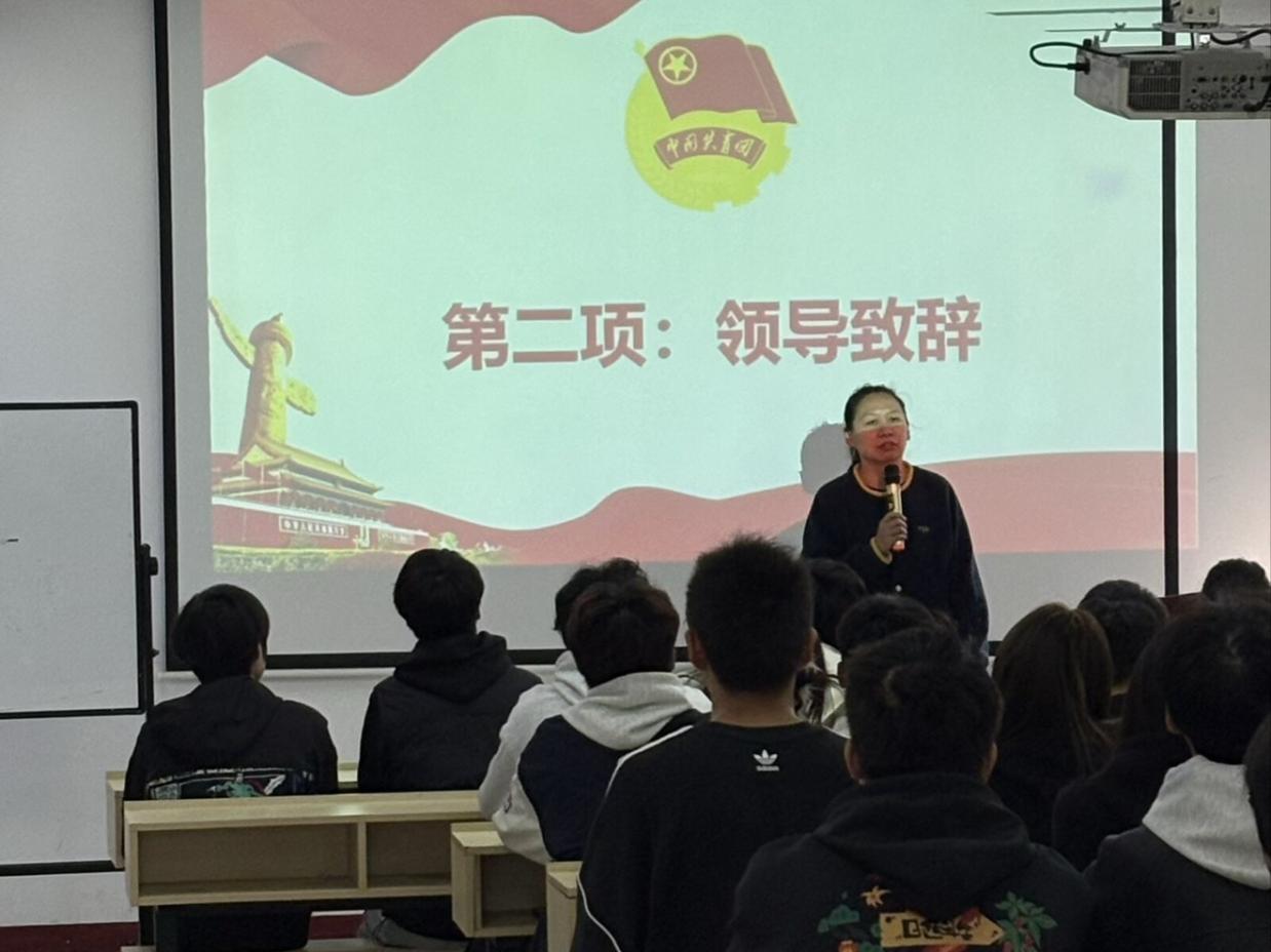 武漢科技職業(yè)學院第八期團課開班儀式順利舉行 武漢科技職業(yè)學院第八期團課開班儀式順利舉行