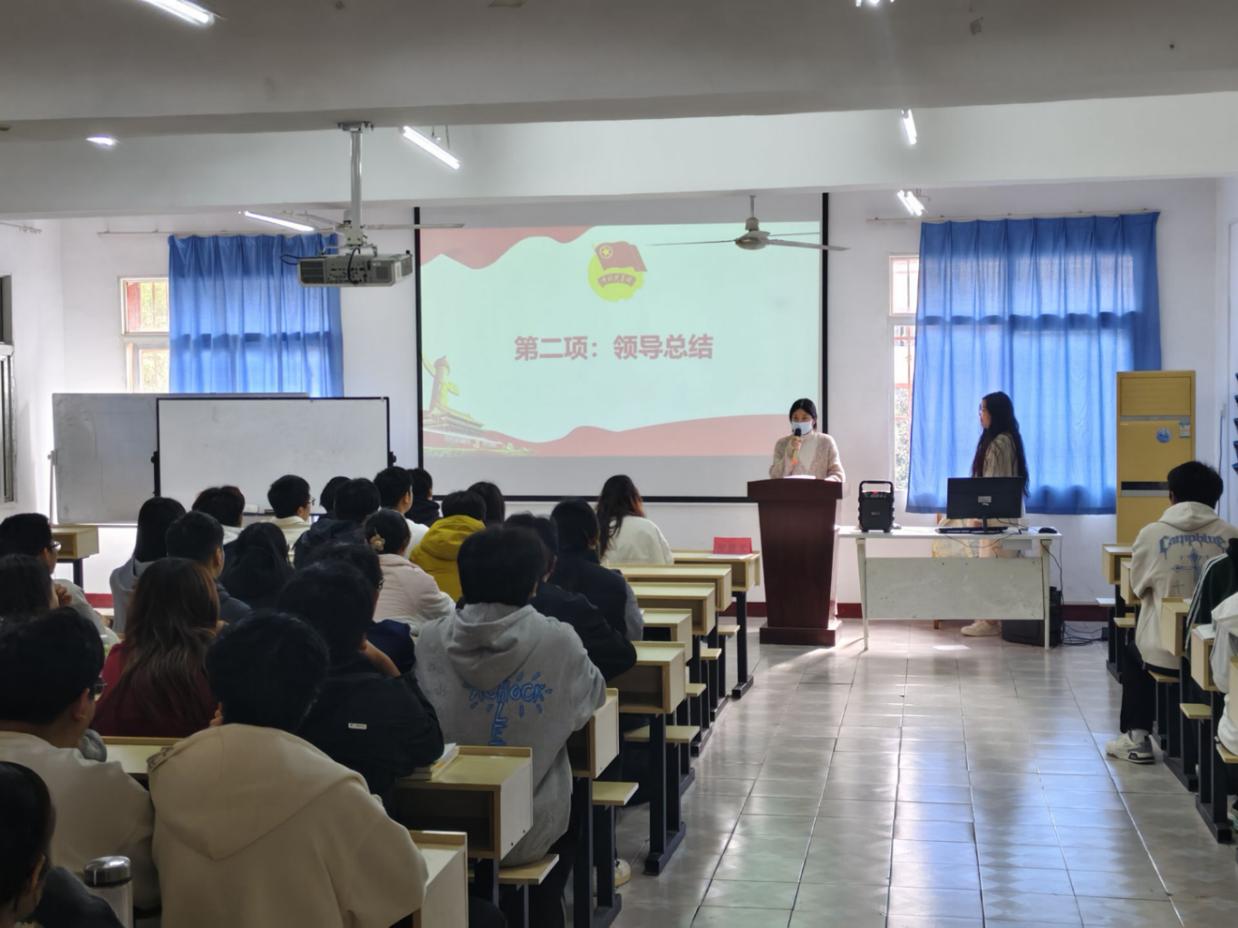 青春錘煉初心 團(tuán)課書寫華章 ——武漢科技職業(yè)學(xué)院第八期團(tuán)課結(jié)業(yè)典禮 青春錘煉初心 團(tuán)課書寫華章 ——武漢科技職業(yè)學(xué)院第八期團(tuán)課結(jié)業(yè)典禮