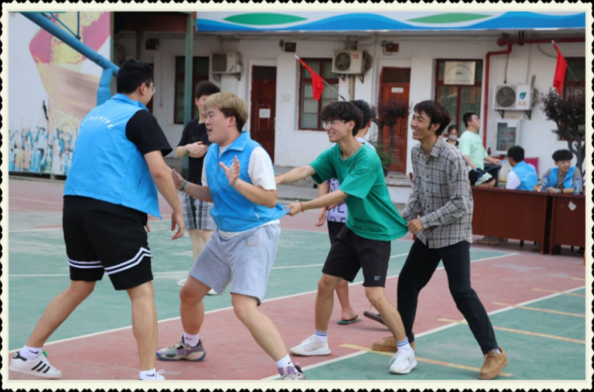 趣味運(yùn)動(dòng)會(huì)