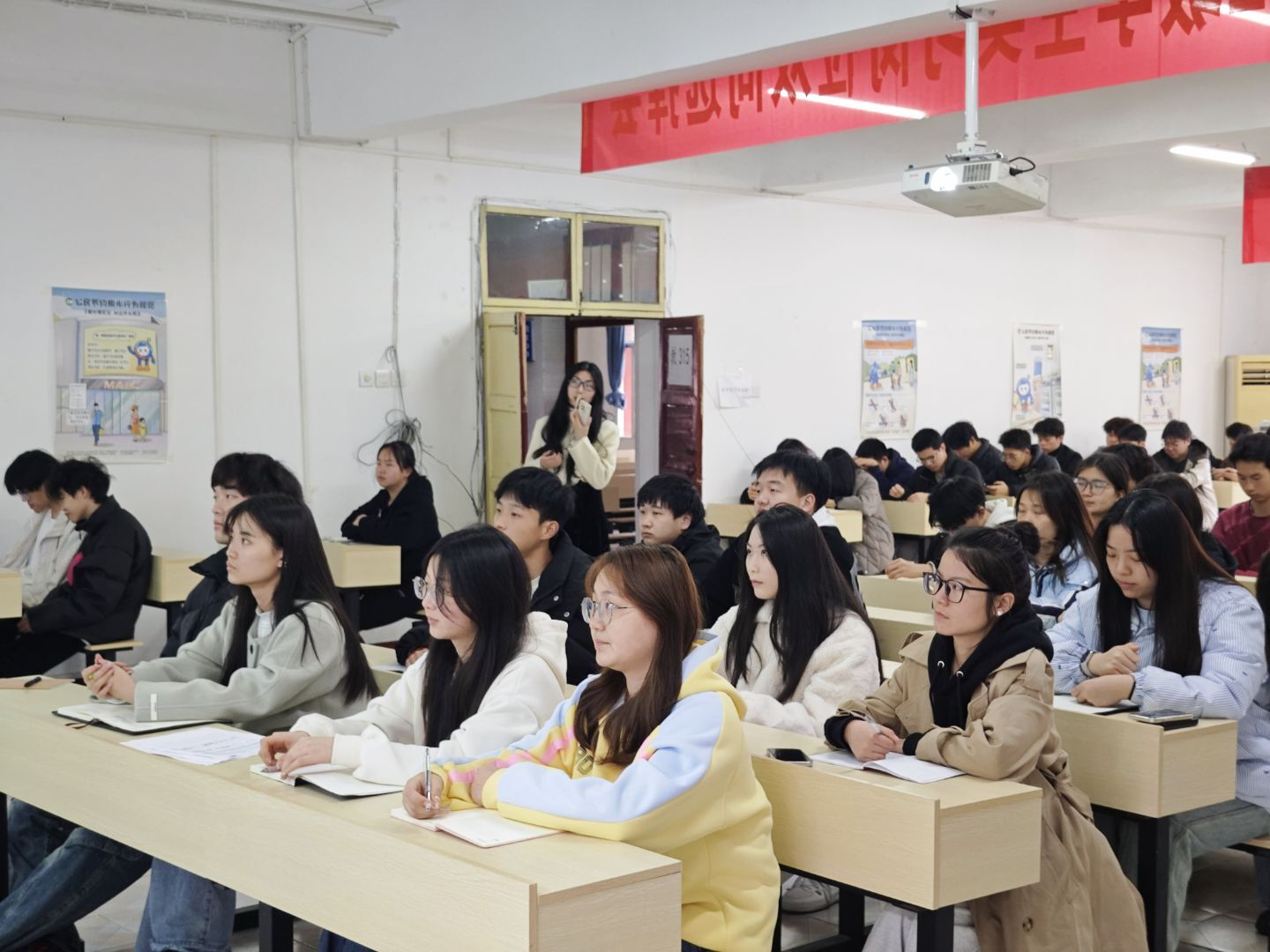 淬煉團學骨干，領航青春征程