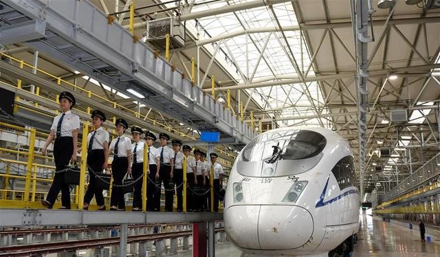 國內(nèi)鐵路將迎來首批女動車組司機 國內(nèi)鐵路將迎來首批女動車組司機