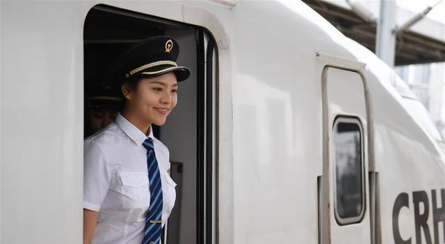 國內(nèi)鐵路將迎來首批女動車組司機 國內(nèi)鐵路將迎來首批女動車組司機