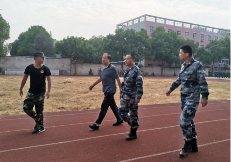 我院召開2019級新生軍訓匯報表演暨總結表彰大會