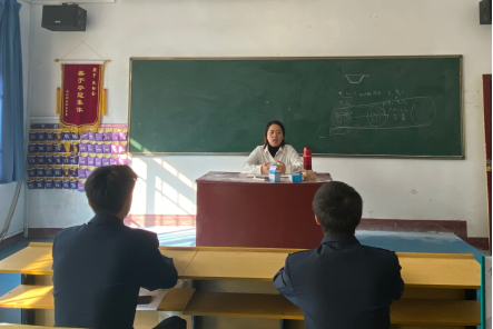 武漢恒耀鐵路機(jī)車有限公司來我院招聘 武漢恒耀鐵路機(jī)車有限公司來我院招聘