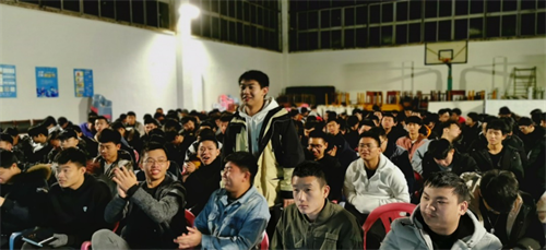 道德講堂開課啦!  --四班聯(lián)學(xué)社會(huì)主義核心價(jià)值觀