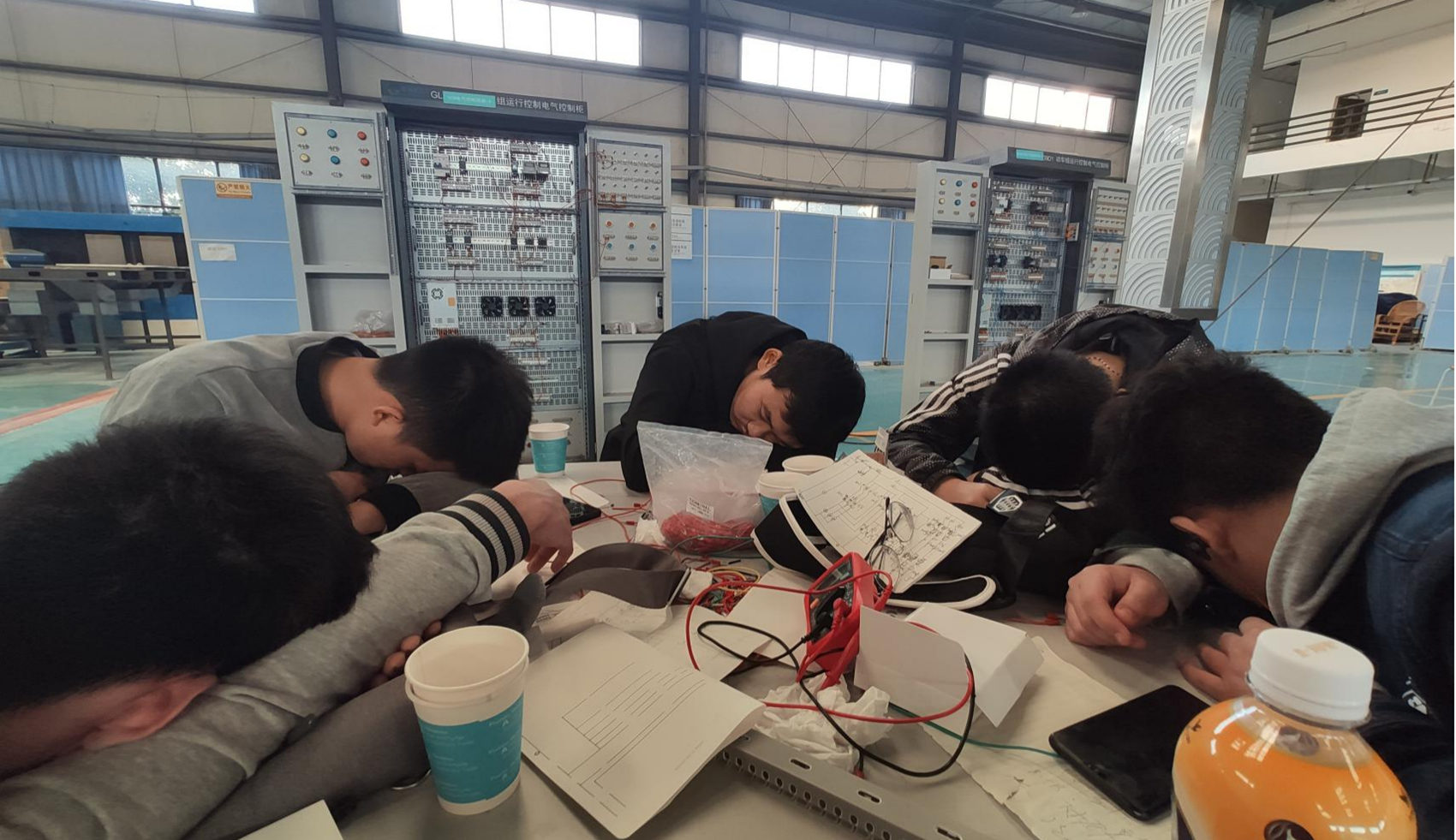 我校在2019年“湖北工匠杯”技能大賽獲獎(jiǎng)而歸 我校在2019年“湖北工匠杯”技能大賽獲獎(jiǎng)而歸