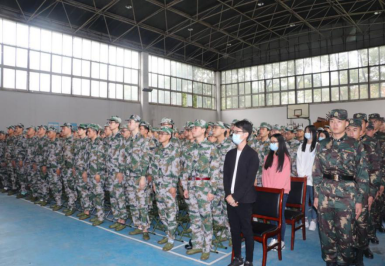 揮灑激情,釋放青春 揮灑激情,釋放青春