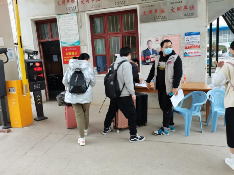 開學啦！師生順利返校