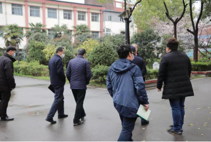 洪山區(qū)領(lǐng)導(dǎo)干部蒞臨我院開(kāi)展聯(lián)系“七個(gè)一”重點(diǎn)工作 洪山區(qū)領(lǐng)導(dǎo)干部蒞臨我院開(kāi)展聯(lián)系“七個(gè)一”重點(diǎn)工作