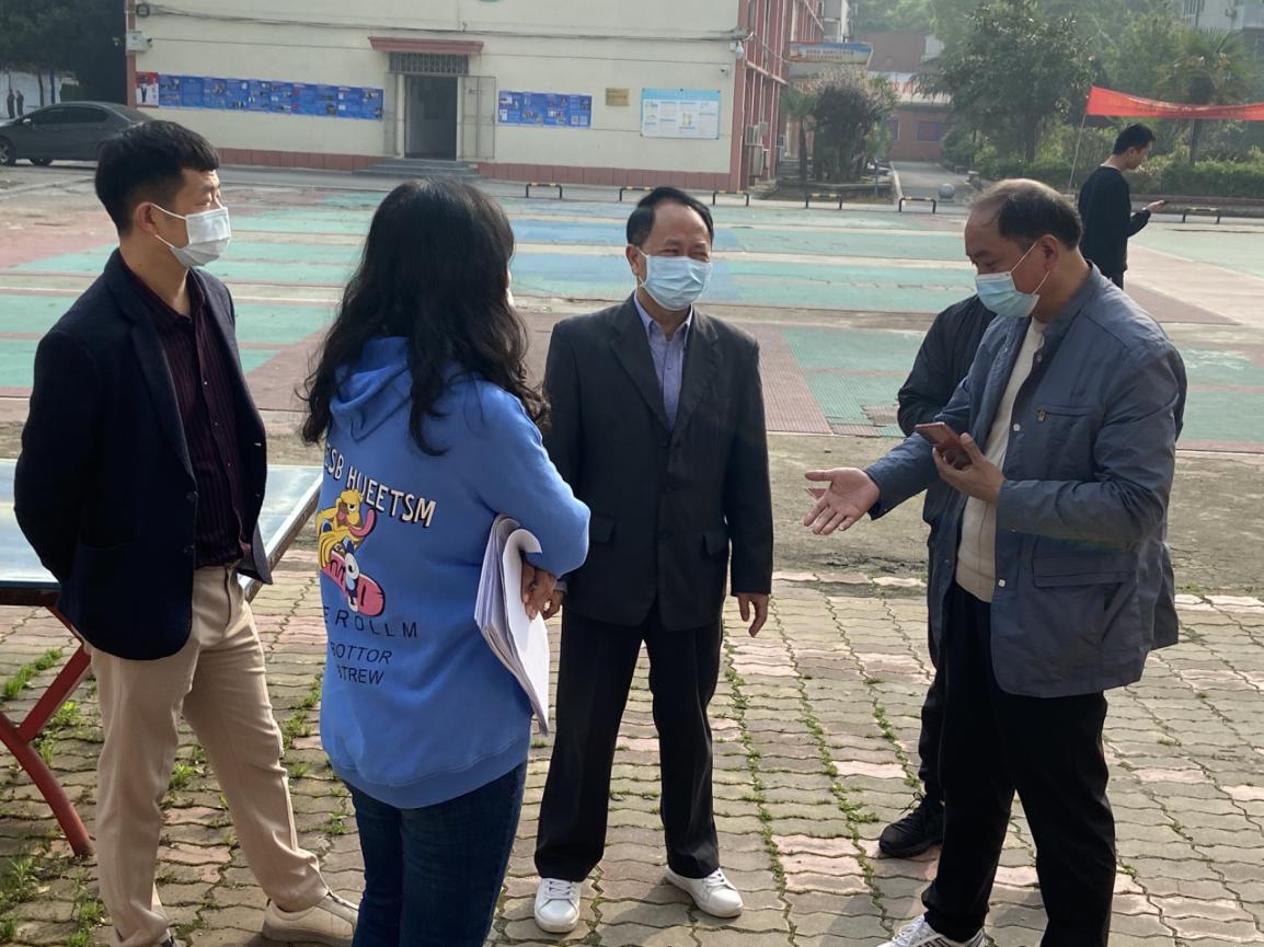 學(xué)校開展新冠疫苗集中接種工作