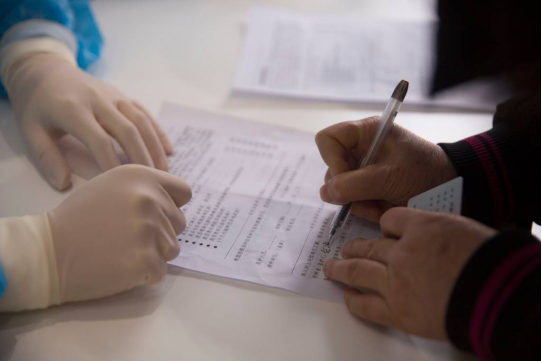 學(xué)校開展新冠疫苗集中接種工作