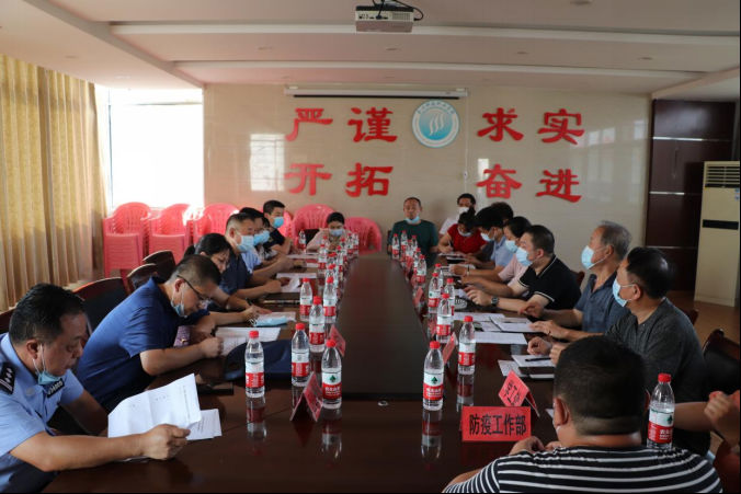 洪山區(qū)開學(xué)工作組評估工作專班蒞臨我院指導(dǎo)秋季開學(xué)工作