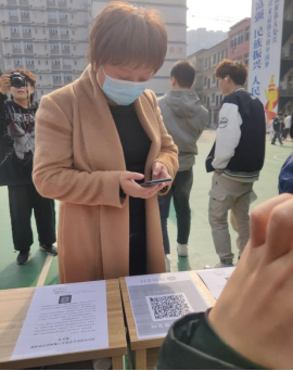 人人都獻(xiàn)出一點(diǎn)愛,人生將變得更美好 ——為黎承航同學(xué)募捐 人人都獻(xiàn)出一點(diǎn)愛,人生將變得更美好 ——為黎承航同學(xué)募捐