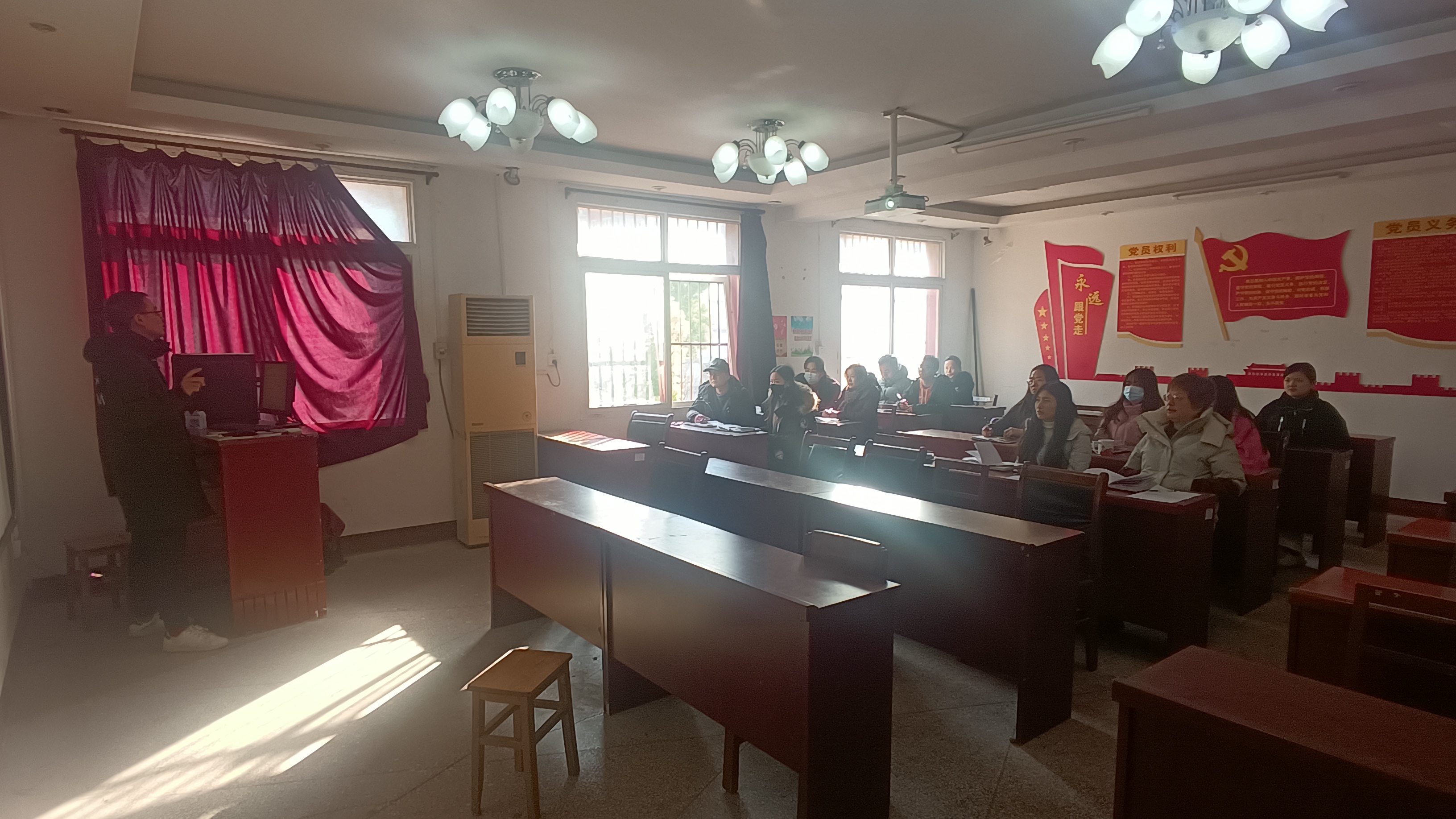 我校學(xué)生工作處開展心理健康教育講座