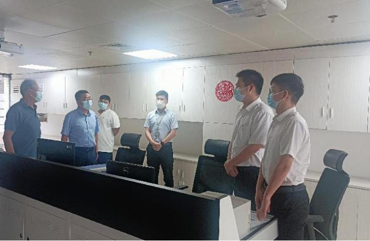 心系學(xué)子,踏暑南下——學(xué)院領(lǐng)導(dǎo)赴深圳看望實(shí)習(xí)學(xué)生 心系學(xué)子,踏暑南下——學(xué)院領(lǐng)導(dǎo)赴深圳看望實(shí)習(xí)學(xué)生